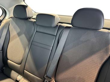 Mercedes Classe C Berline 180 — photo 9