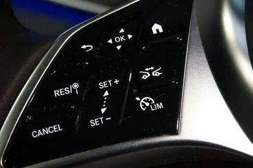 Mercedes EQE Berline 350 — photo 8