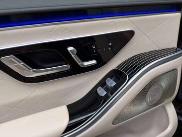 Mercedes Classe S Berline 580 E — photo 13