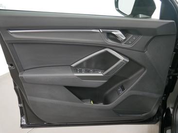 Audi Q3 Sportback TFSI E 45 E — photo 16