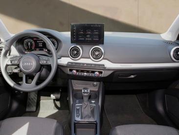 Audi Q2 35 TFSI — photo 8