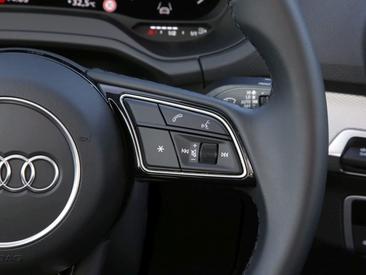 Audi Q2 35 TFSI — photo 17