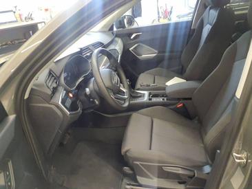 Audi Q3 35 TFSI — photo 4