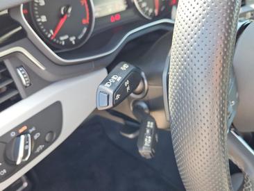 Audi A5 Cabriolet 40 TFSI — photo 14