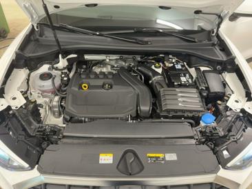 Audi Q3 35 TFSI — photo 16