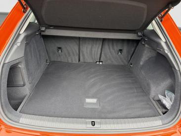 Audi Q3 TFSI E 45 E — photo 14