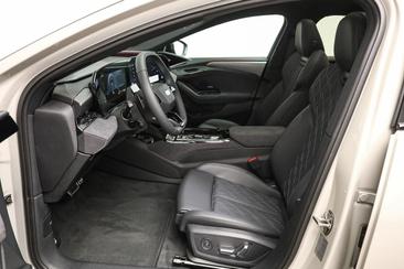 Audi A6 Avant E-tron E-tron — photo 8