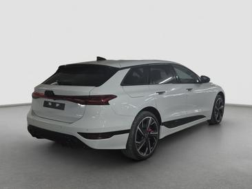 Audi A6 Avant E-tron S Line Business E-tron Performance — photo 6