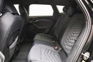 Audi A6 Avant E-tron E-tron — photo 10