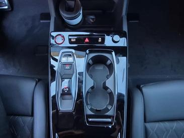 Audi A6 Avant E-tron S Line Business E-tron Performance — photo 14
