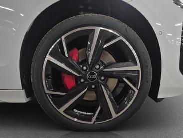 Audi A6 Avant E-tron S Line Business E-tron Performance — photo 21