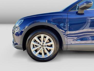 Audi Q3 TFSI E 45 E — photo 4