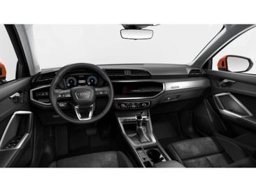 Audi Q3 35 TFSI — photo 8