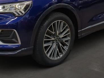 Audi Q3 35 TDI — photo 8