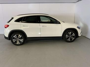 Mercedes GLA 180 — photo 3