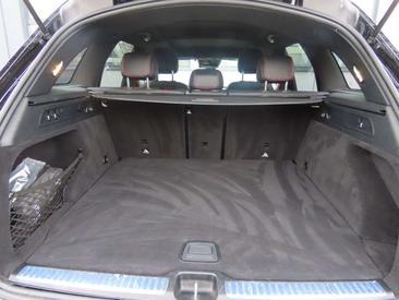 Mercedes GLC 400 E — photo 11