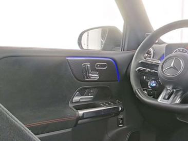 Mercedes GLB 35 4MATIC — photo 7
