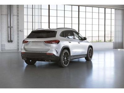 Mercedes GLA 200