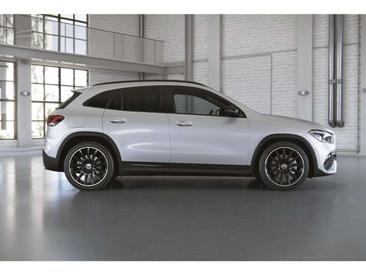 Mercedes GLA 200 — photo 4