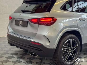 Mercedes GLA 200 — photo 10