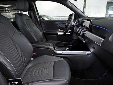 Mercedes GLB 200d — photo 11