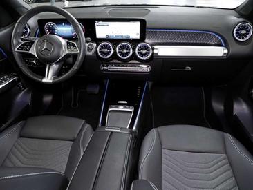 Mercedes GLB 200d — photo 12