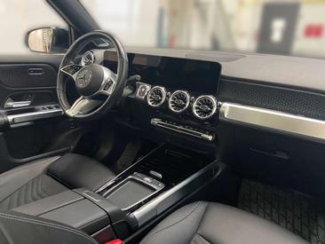 Mercedes GLB 200d — photo 7