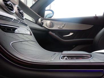 Mercedes GLC 400 E — photo 23