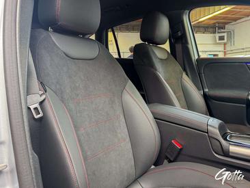 Mercedes GLA 200 — photo 24