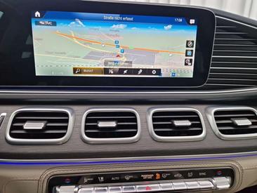 Mercedes GLE 350 D 4MATIC — photo 19