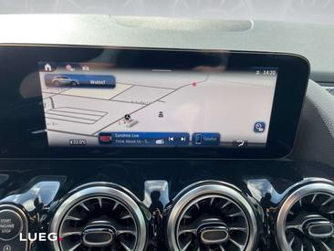 Mercedes GLA 200 — photo 14