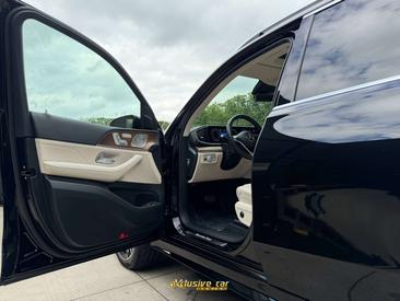 Mercedes GLE 400 E — photo 11