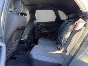 Audi Q3 45 TFSI Quattro — photo 13