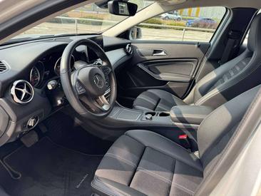 Mercedes GLA 180 — photo 5