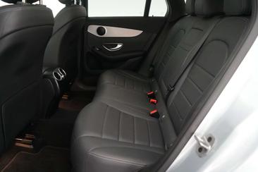 Mercedes GLC 300 De — photo 20