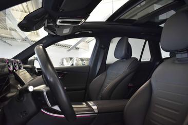Mercedes GLC 300 E — photo 8