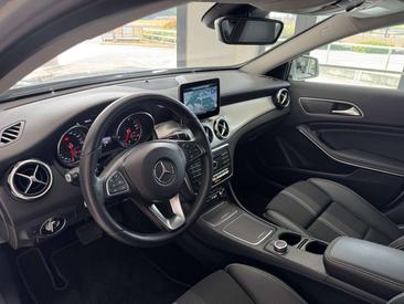Mercedes GLA 180 — photo 6