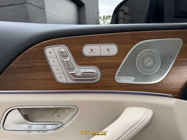 Mercedes GLE 400 E — photo 19