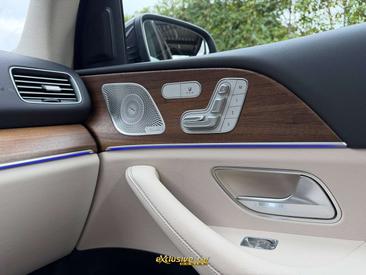 Mercedes GLE 400 E — photo 20