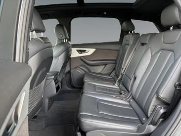 Audi Q7 Competition Plus 45 TDI Quattro — photo 9