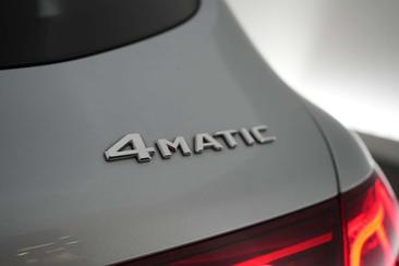 Mercedes GLC 300 De — photo 35