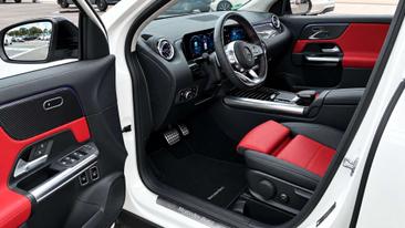 Mercedes GLA 200 — photo 7