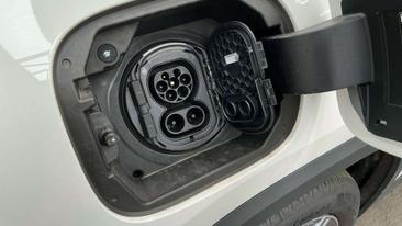 Mercedes GLA 200 — photo 10