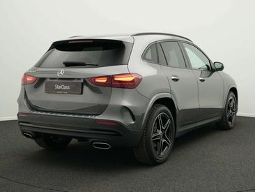 Mercedes GLA 180 — photo 3