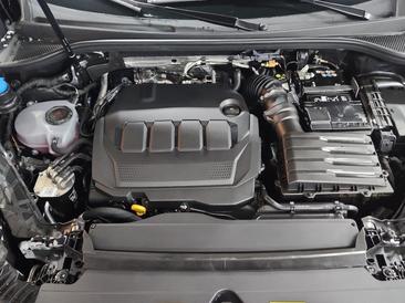 Audi Q3 TDI — photo 18