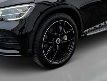 Mercedes GLC 300 D — photo 9