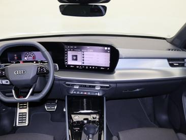 Audi Q3 TFSI — photo 9