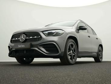 Mercedes GLA 180 — photo 10