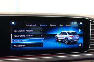 Mercedes GLE 350 De — photo 25