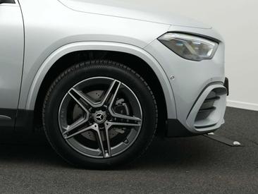 Mercedes GLA 180 — photo 8